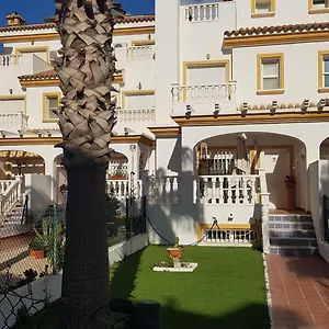 Сasa de vacaciones Lujoso Adosado De Tres En Playa A 200 Metros Del Mar España